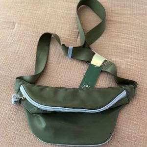 Wild Fable Belt Bag/Crossbody/Fanny Pack
